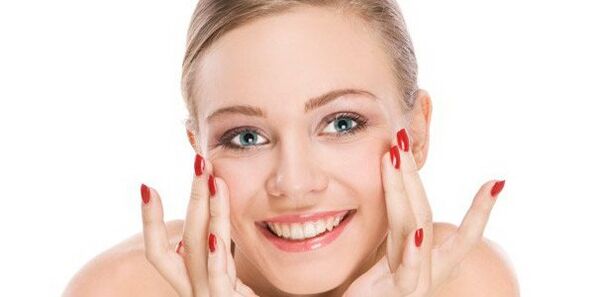 gymnastics facial exercises to rejuvenate the skin around the eyes