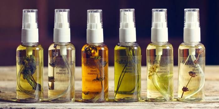 Essential oils to rejuvenate the skin